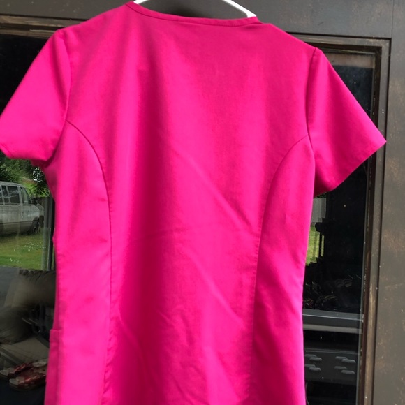 Dickies Women’s Pink Scrub Uniform Size XS/XCH/TP - Picture 2 of 14